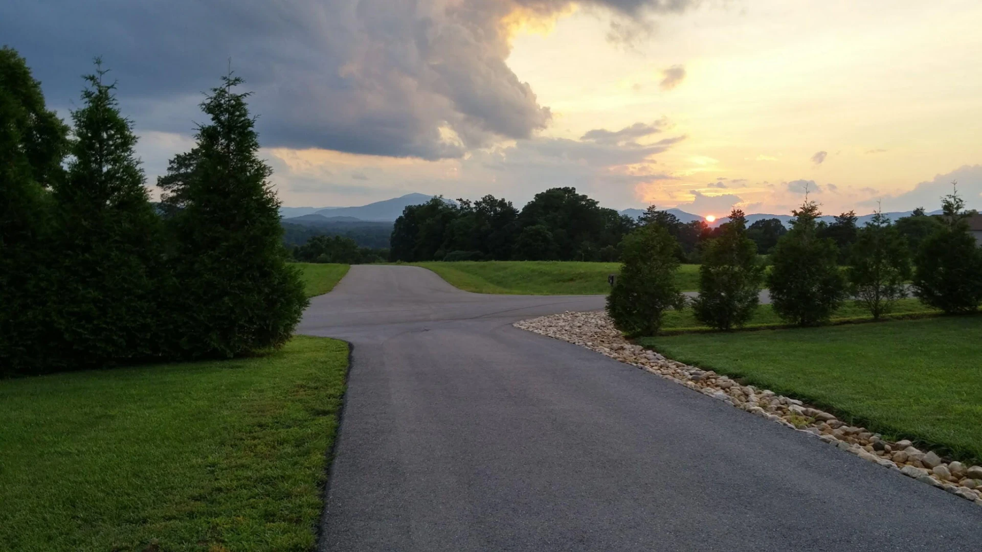 120 Nyle Ridge RD - Photo 9