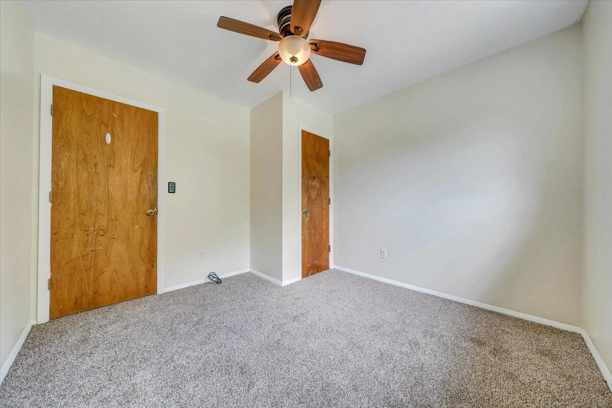 618 GLADIES ST NW - Photo 16