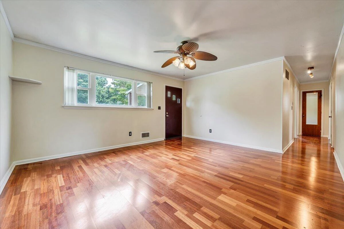 618 GLADIES ST NW - Photo 3