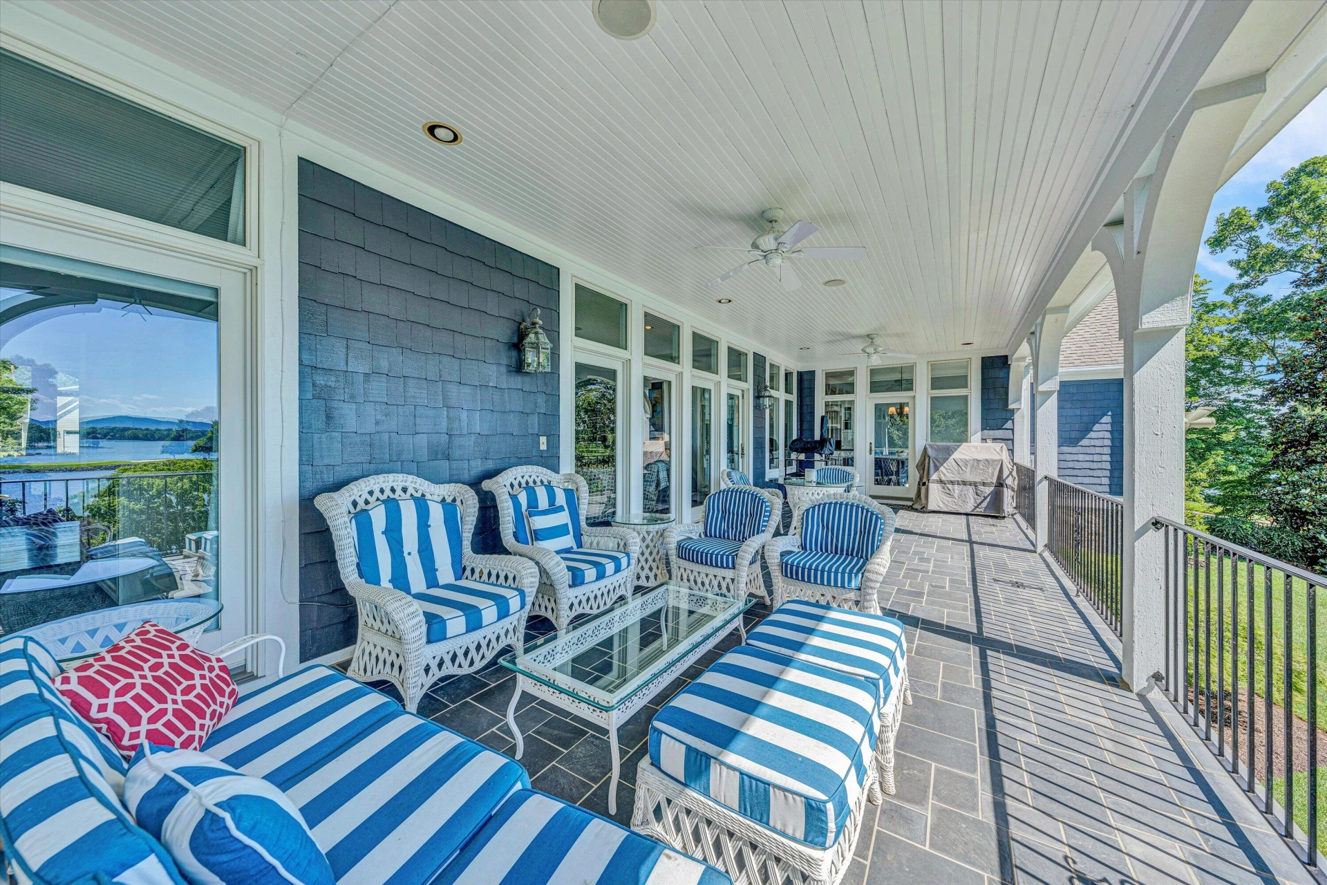 180 Island View DR - Photo 24