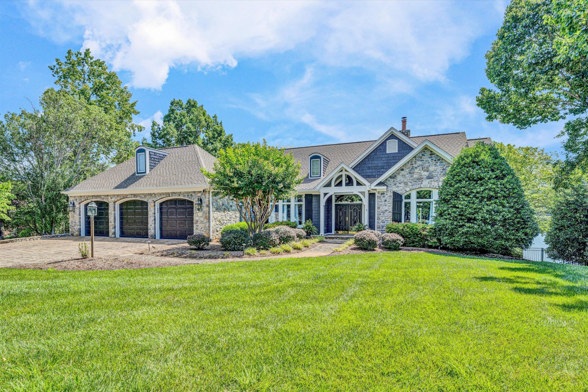 180 Island View DR - Photo 5