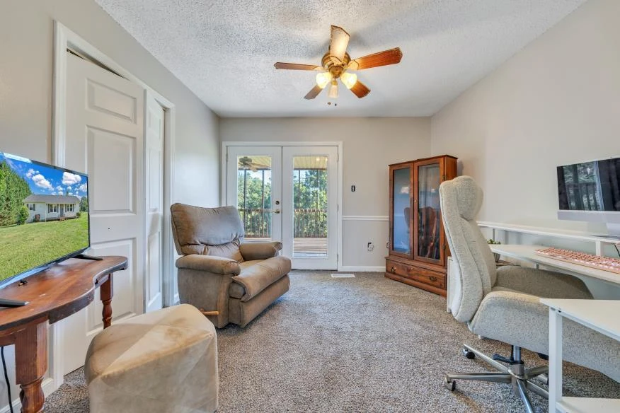 6400 Stewartsville RD - Photo 17