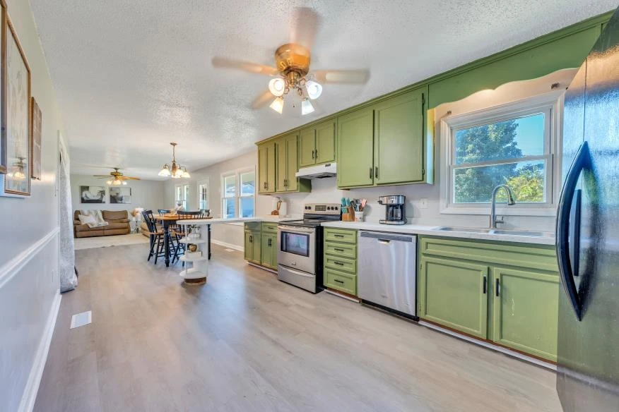 6400 Stewartsville RD - Photo 9