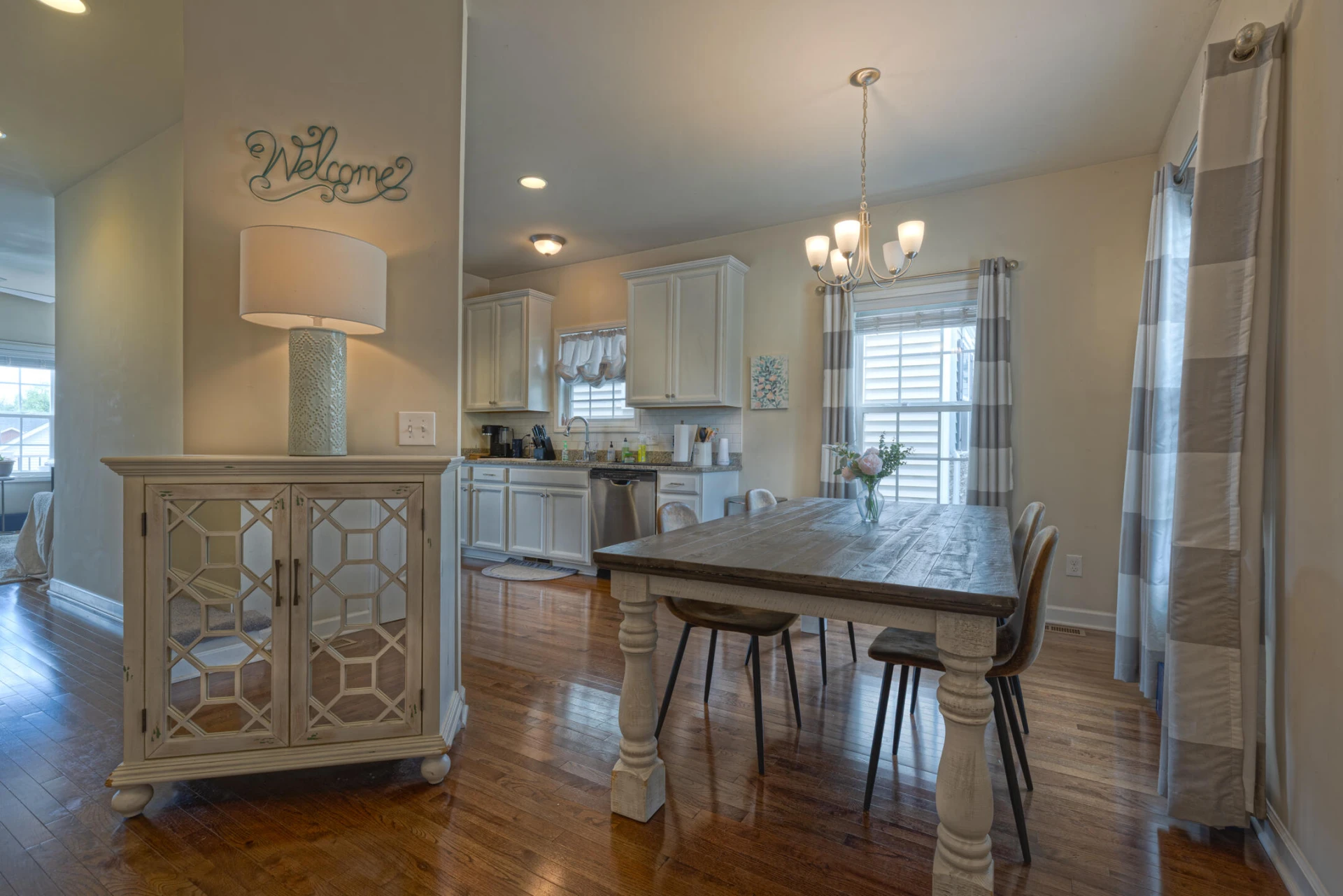 220 Phoenix BLVD NW - Photo 3