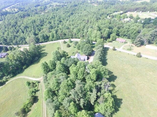 404 Robin Ridge RD - Photo 2