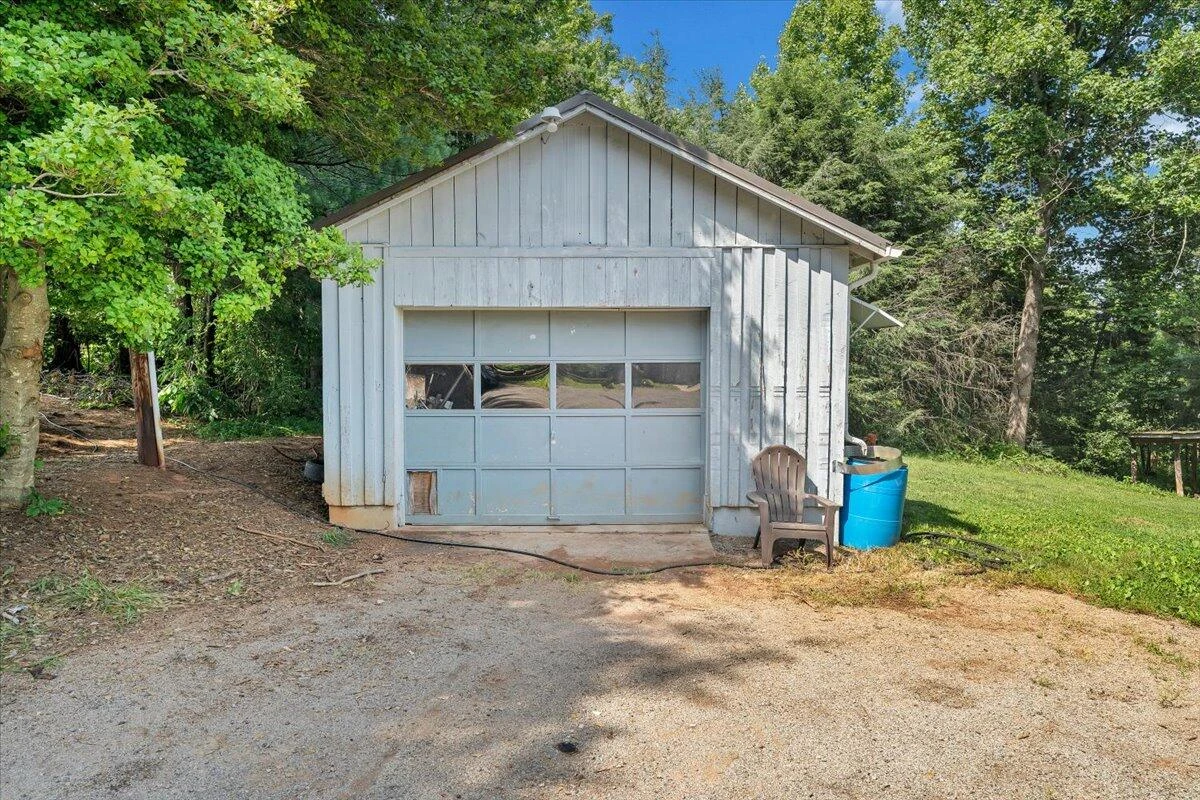 404 Robin Ridge RD - Photo 56