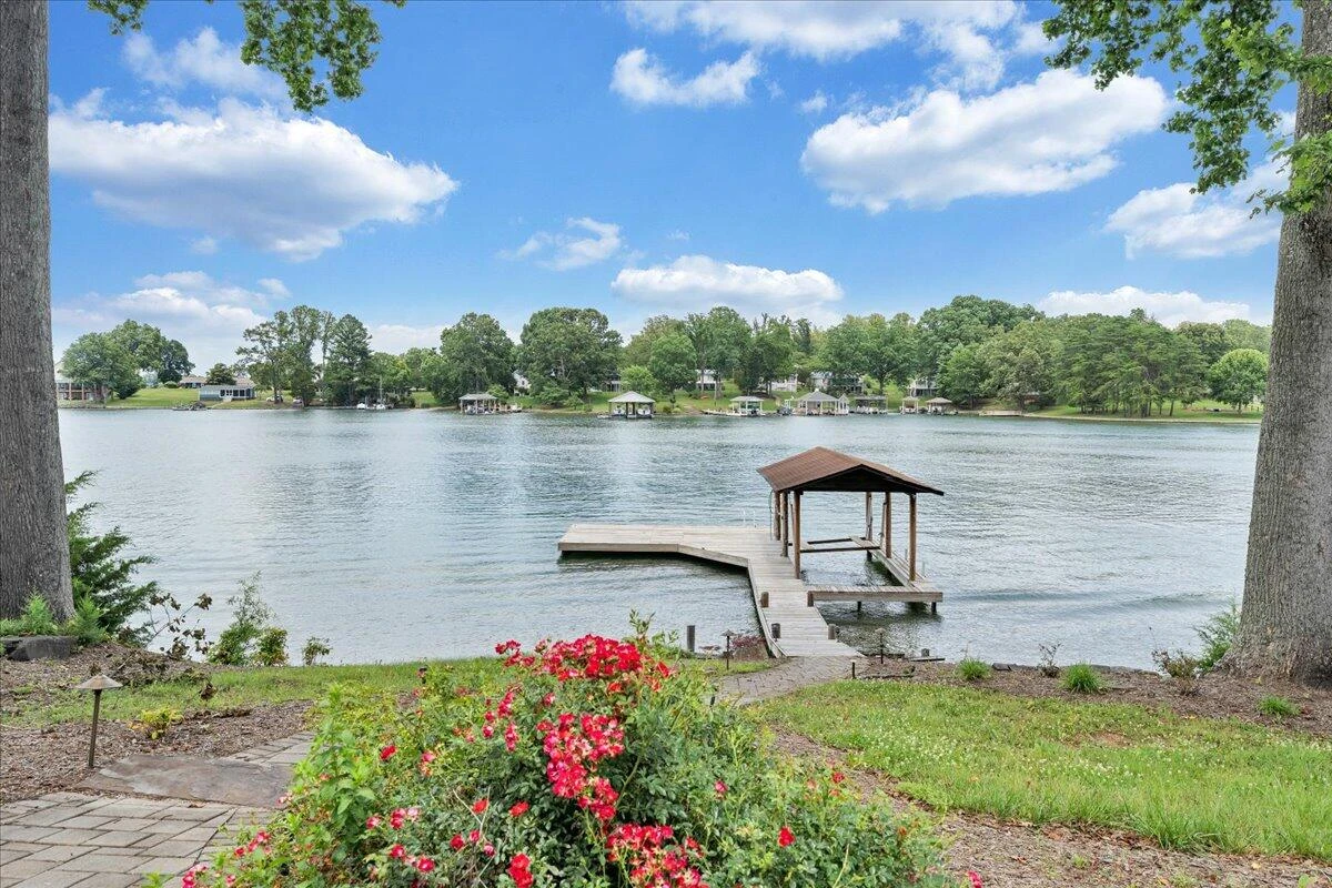 292 Cove RD - Photo 8