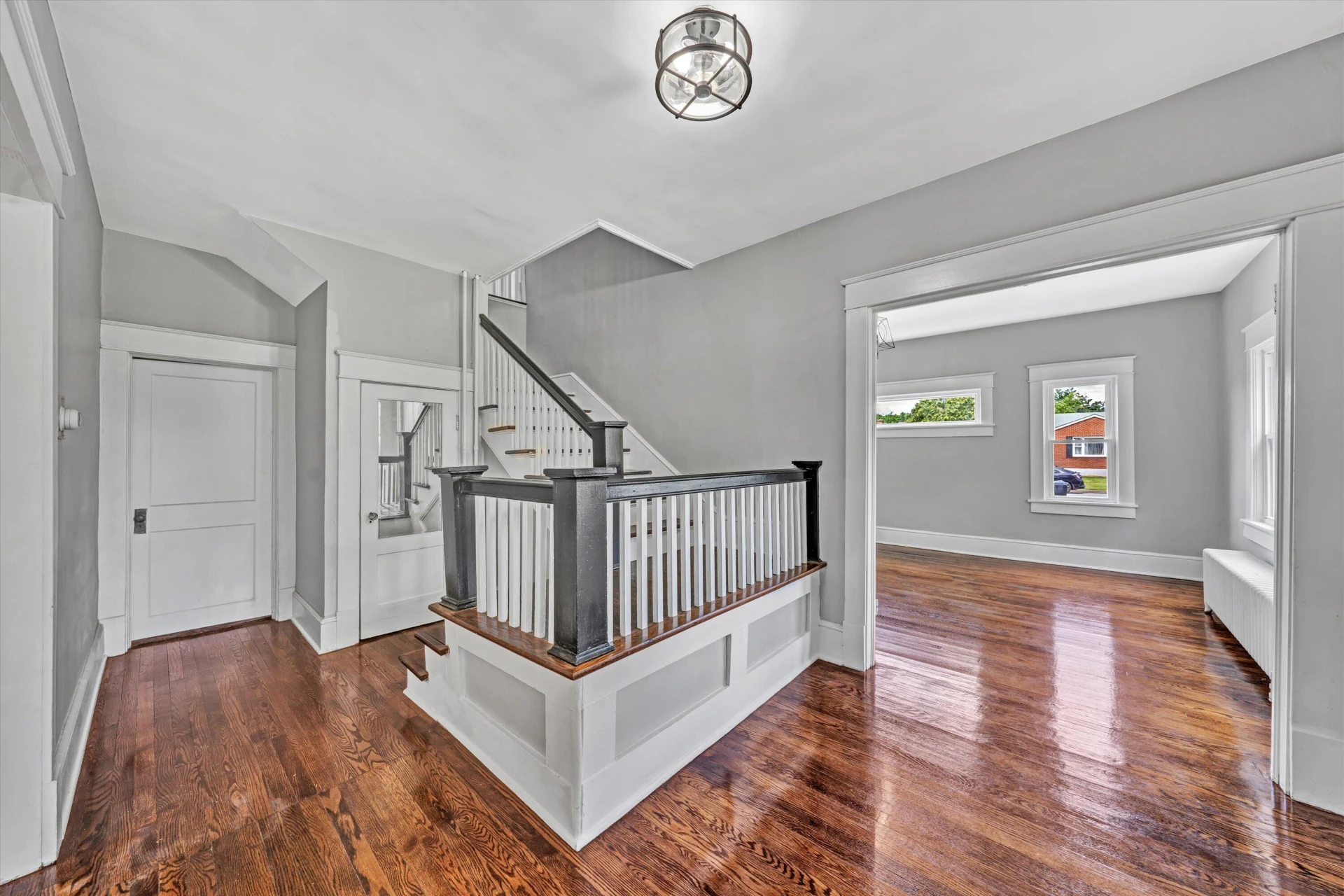 1619 Golfside AVE NW - Photo 5