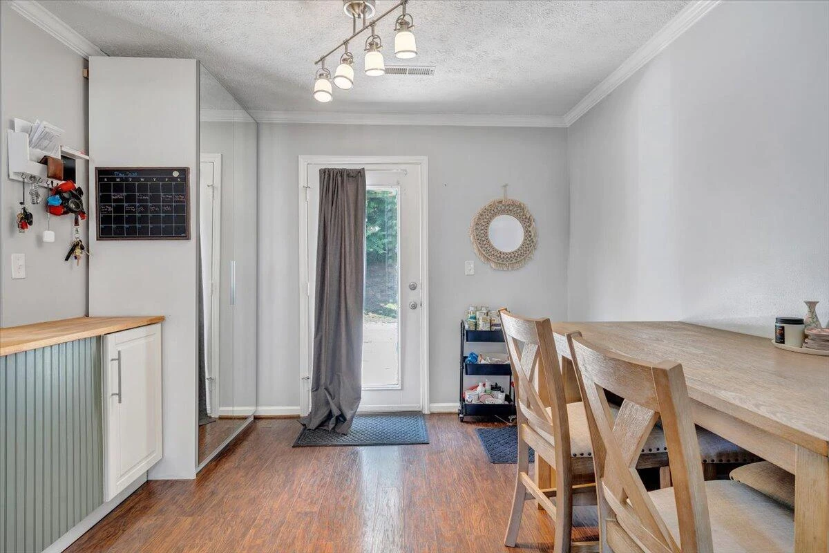 168 Tinkerview DR - Photo 8