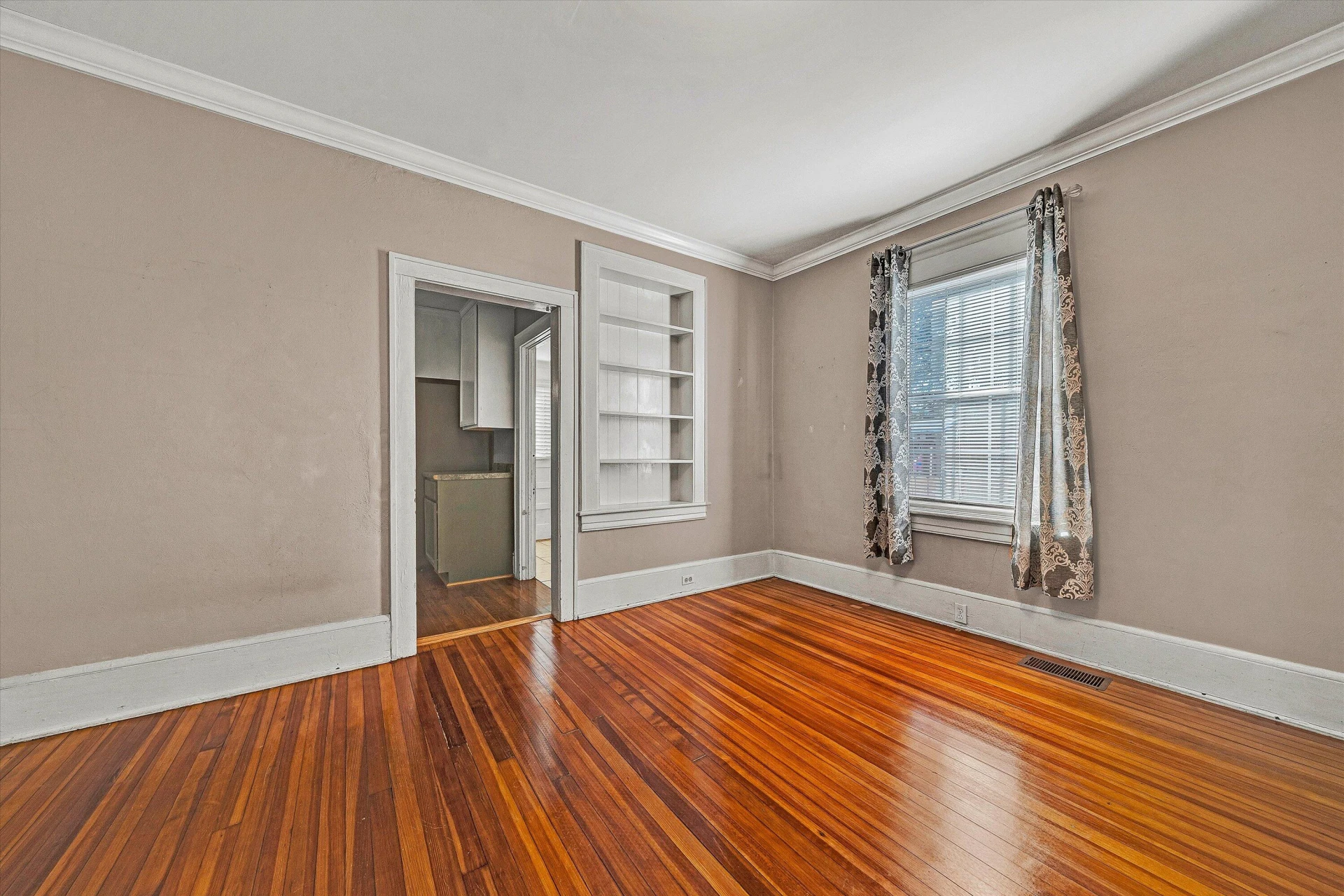 2136 Denniston AVE SW - Photo 18
