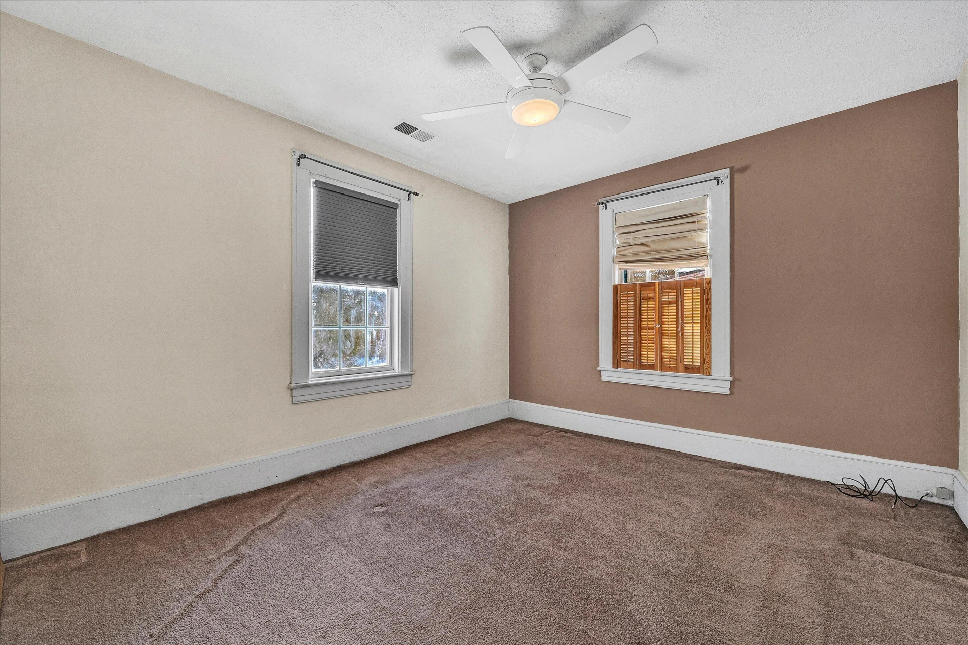 2136 Denniston AVE SW - Photo 32