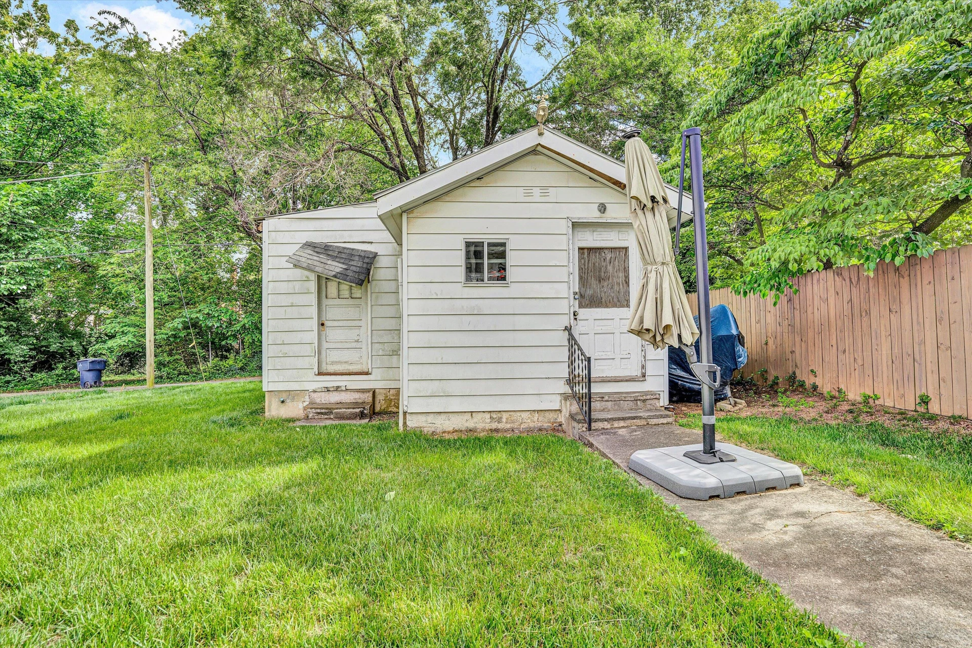 2136 Denniston AVE SW - Photo 39