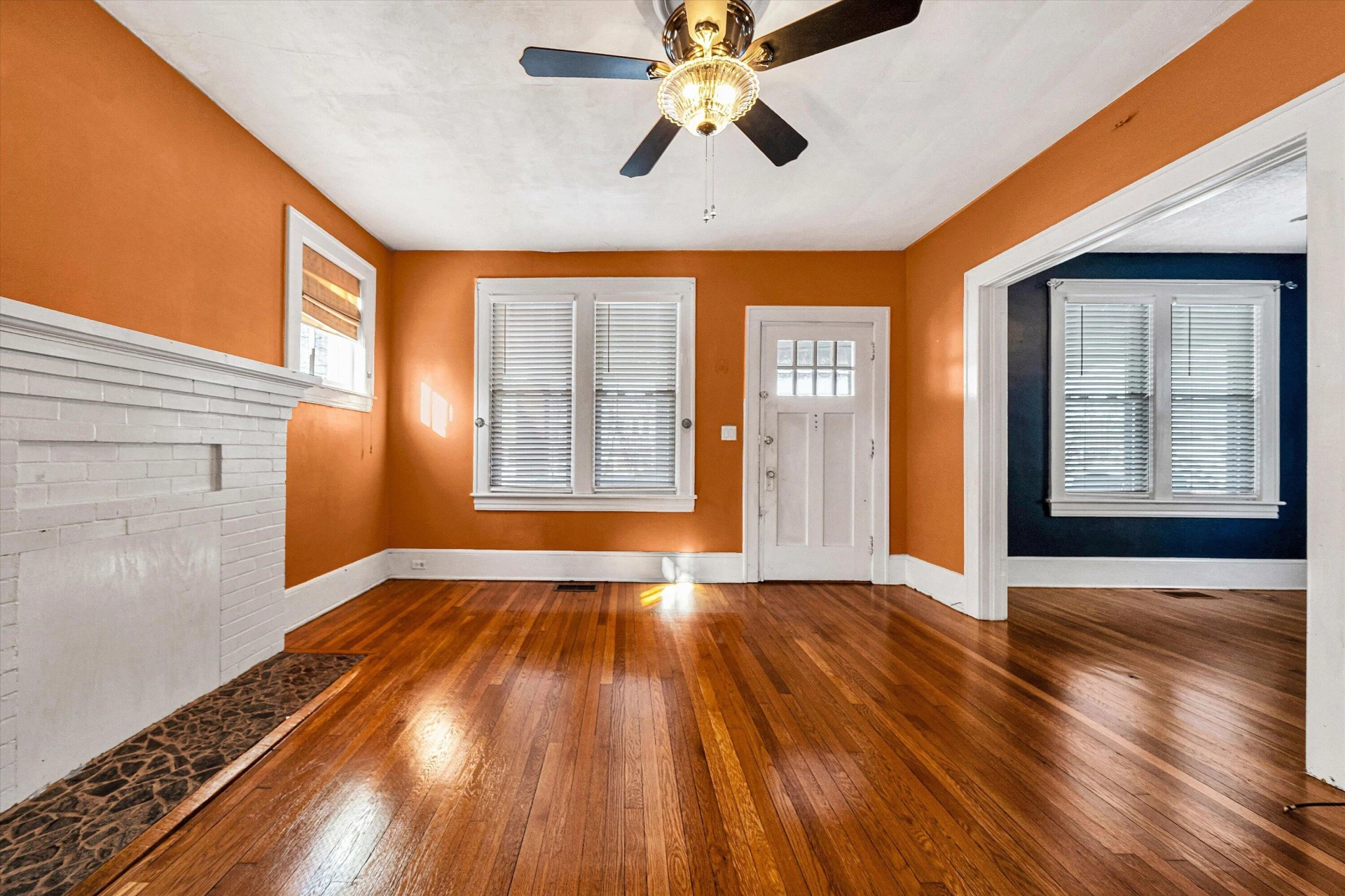 2136 Denniston AVE SW - Photo 6