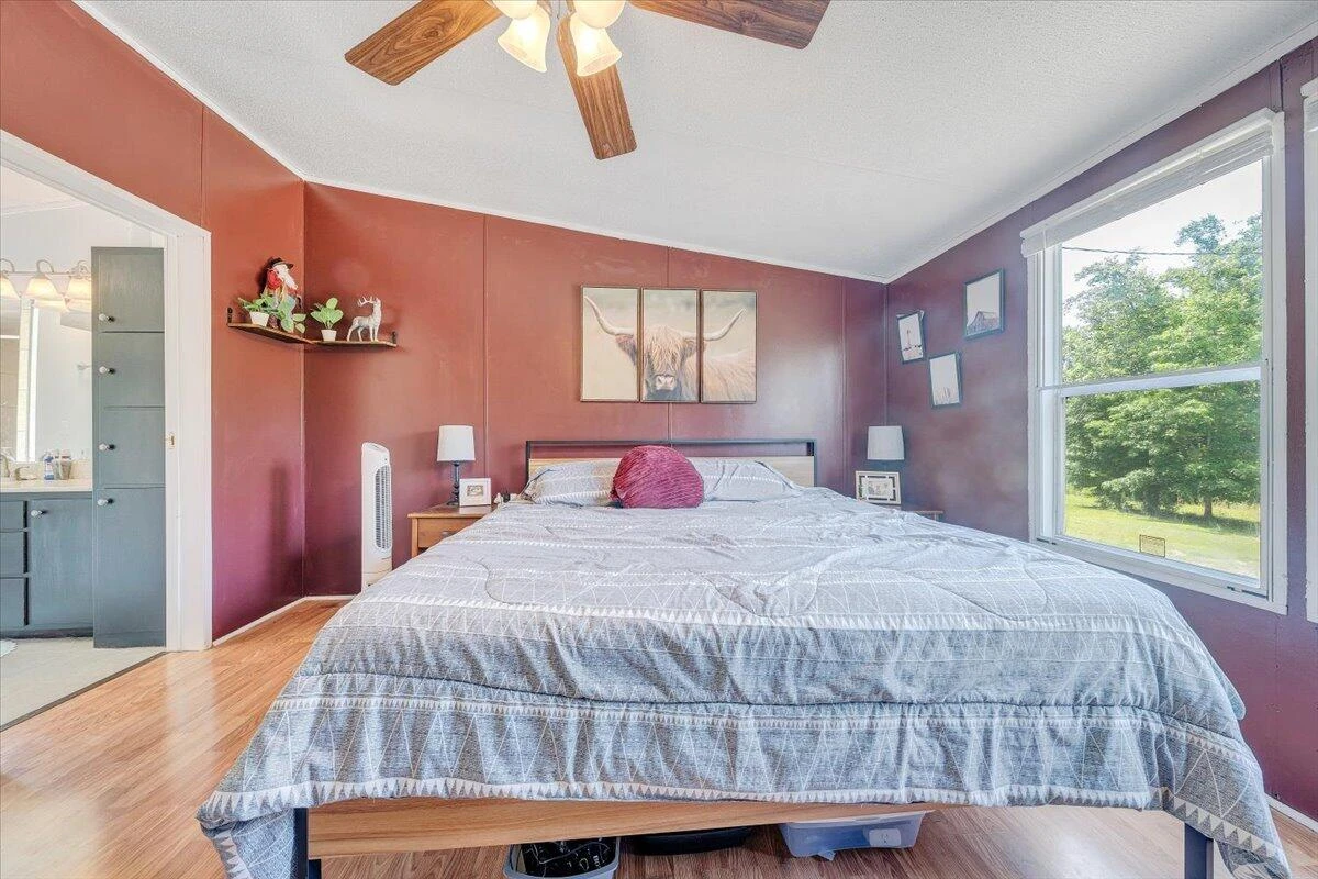 2810 Old Forge RD - Photo 12