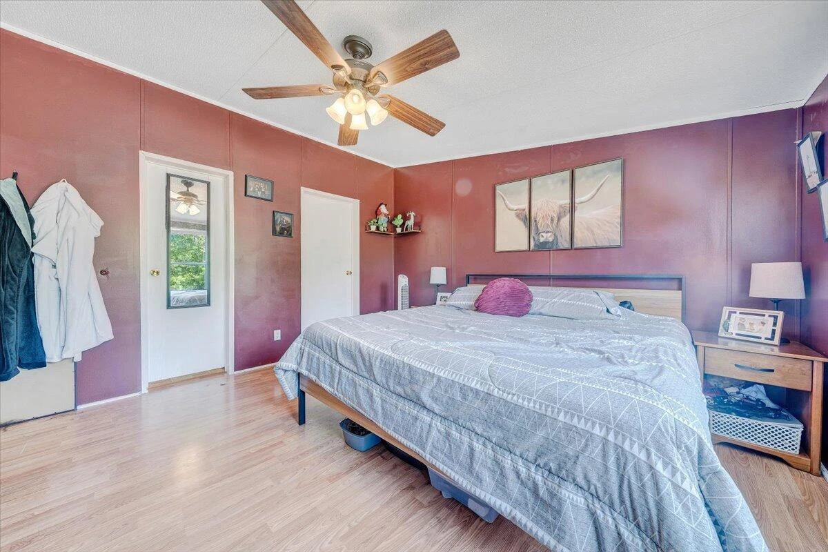 2810 Old Forge RD - Photo 13