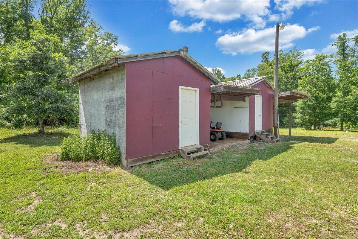 2810 Old Forge RD - Photo 31