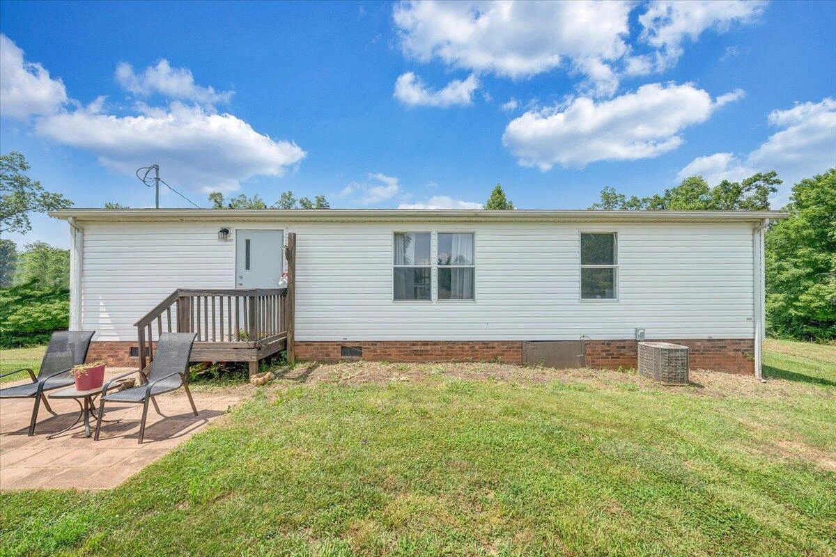 2810 Old Forge RD - Photo 32