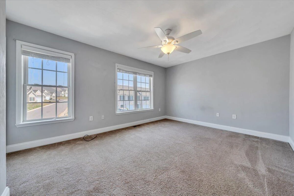 6674 Village Green DR - Photo 11