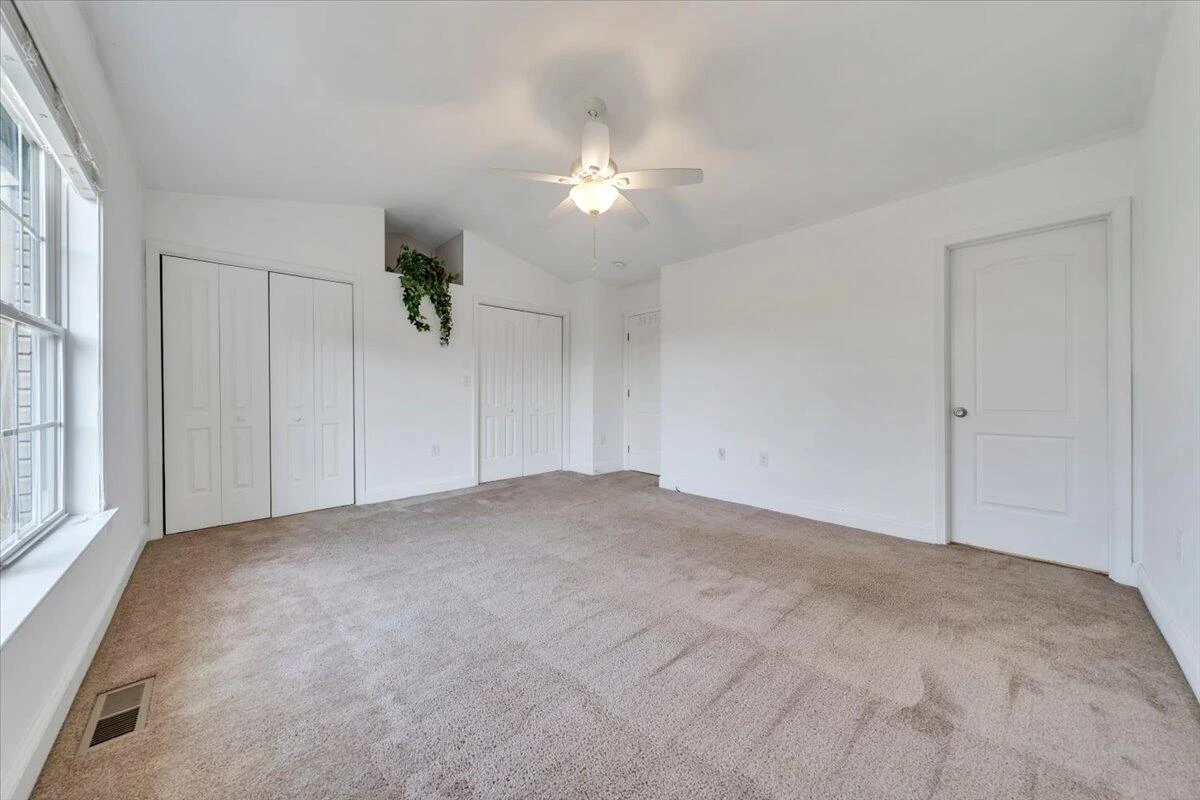 6674 Village Green DR - Photo 18