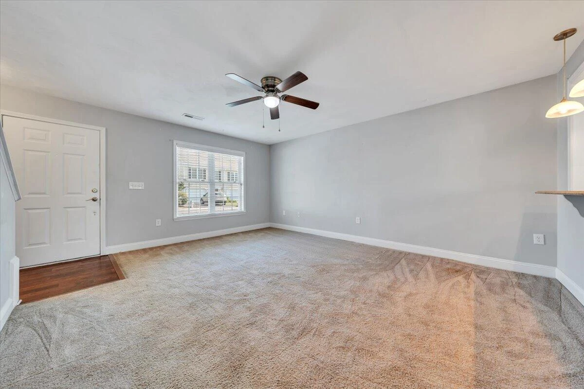 6674 Village Green DR - Photo 3