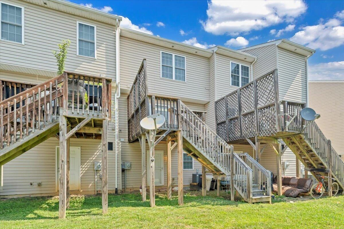 6674 Village Green DR - Photo 31