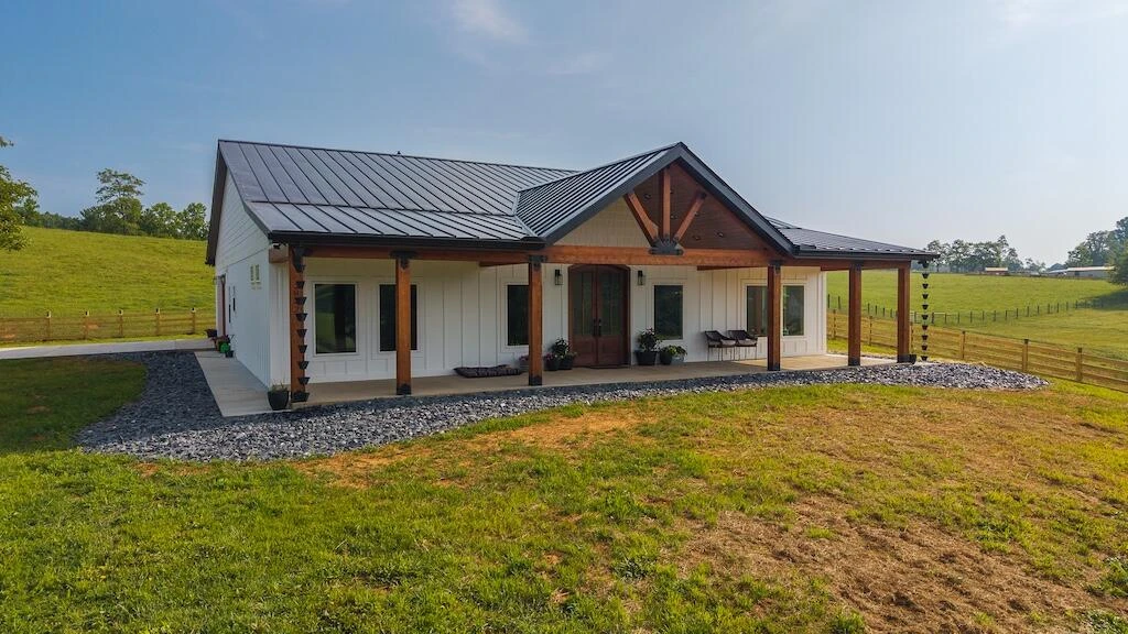 2822 Huffville RD - Photo 2