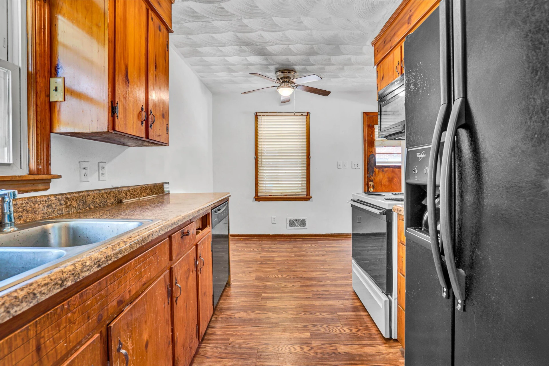 5141 Youngwood DR NW - Photo 5