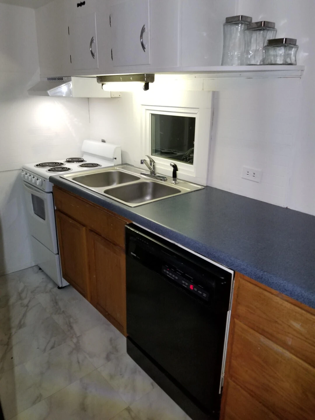 3097 Skyway DR - Photo 10