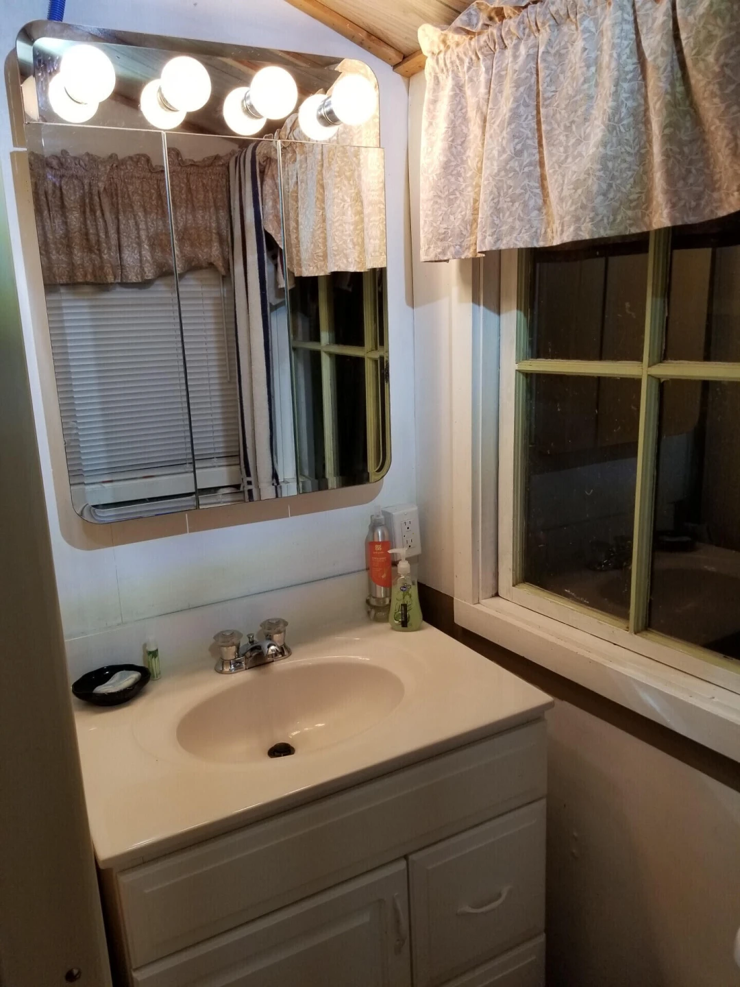 3097 Skyway DR - Photo 13