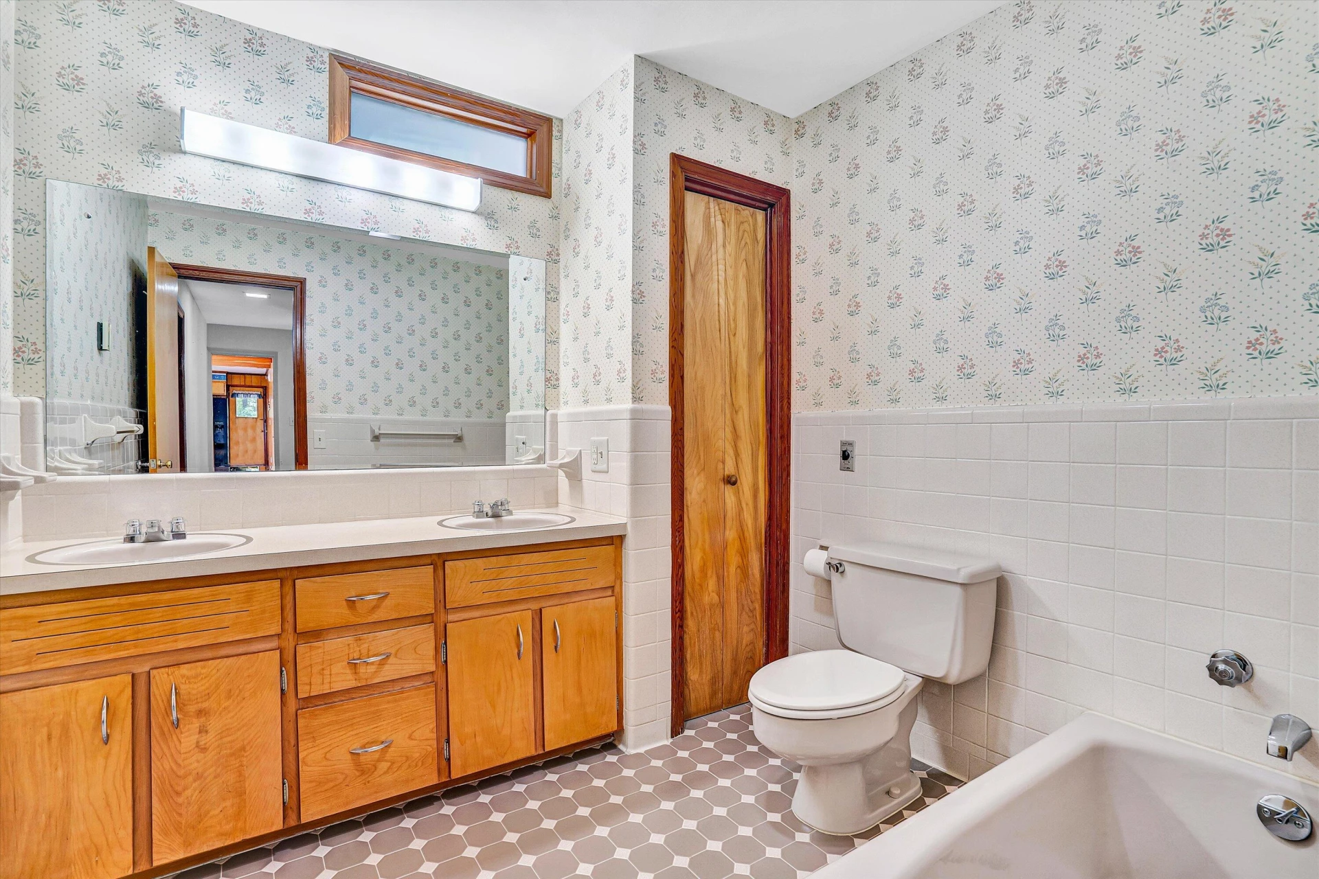 120 Vantage RD - Photo 28