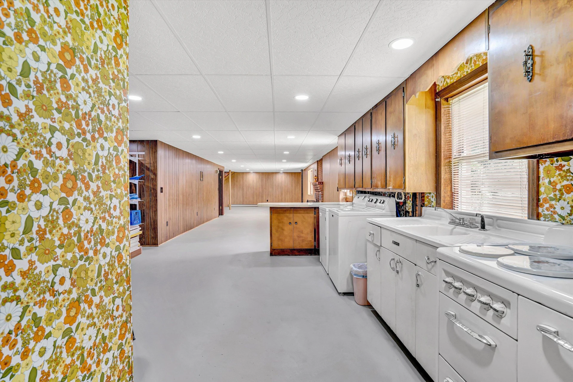 120 Vantage RD - Photo 39