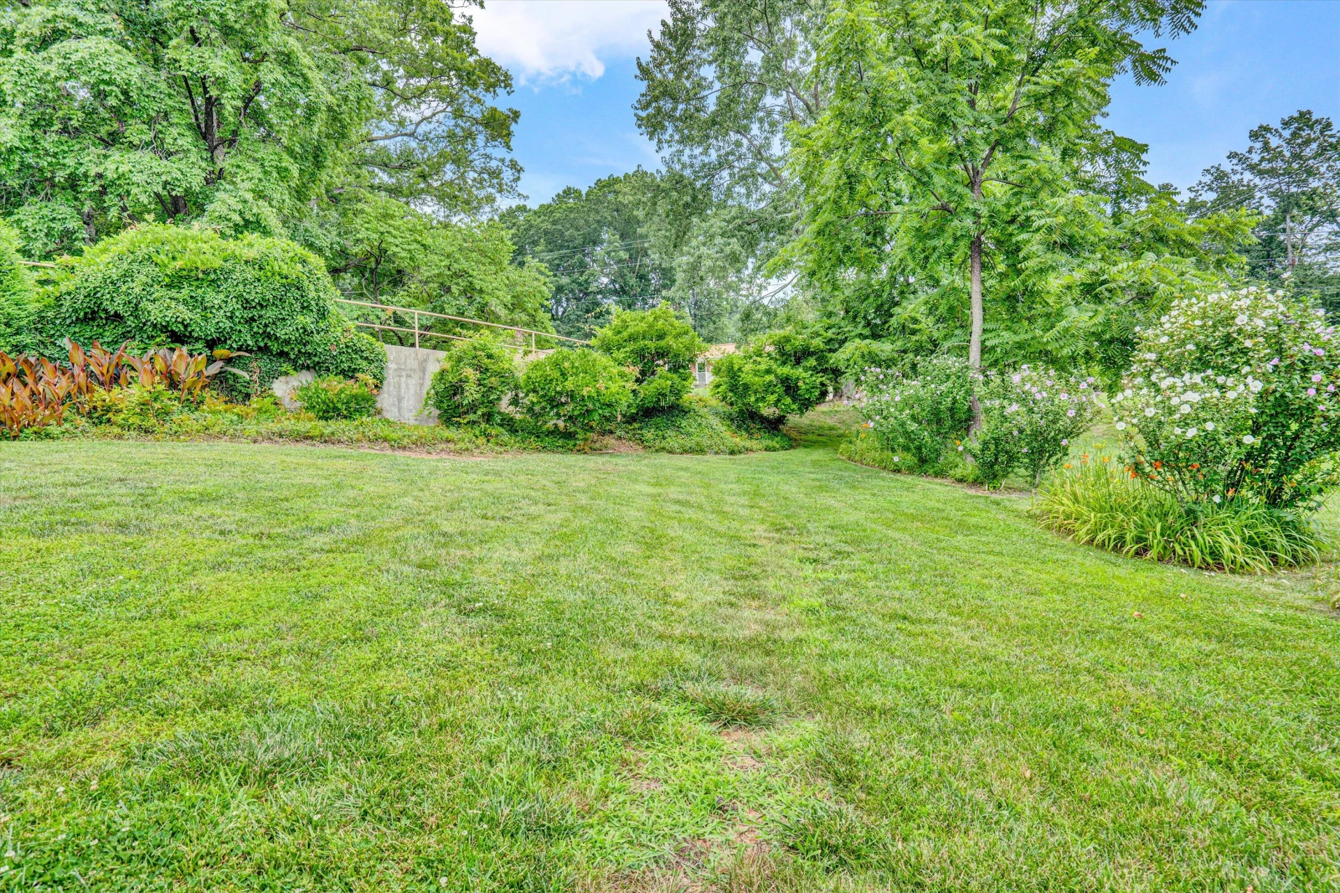 120 Vantage RD - Photo 47