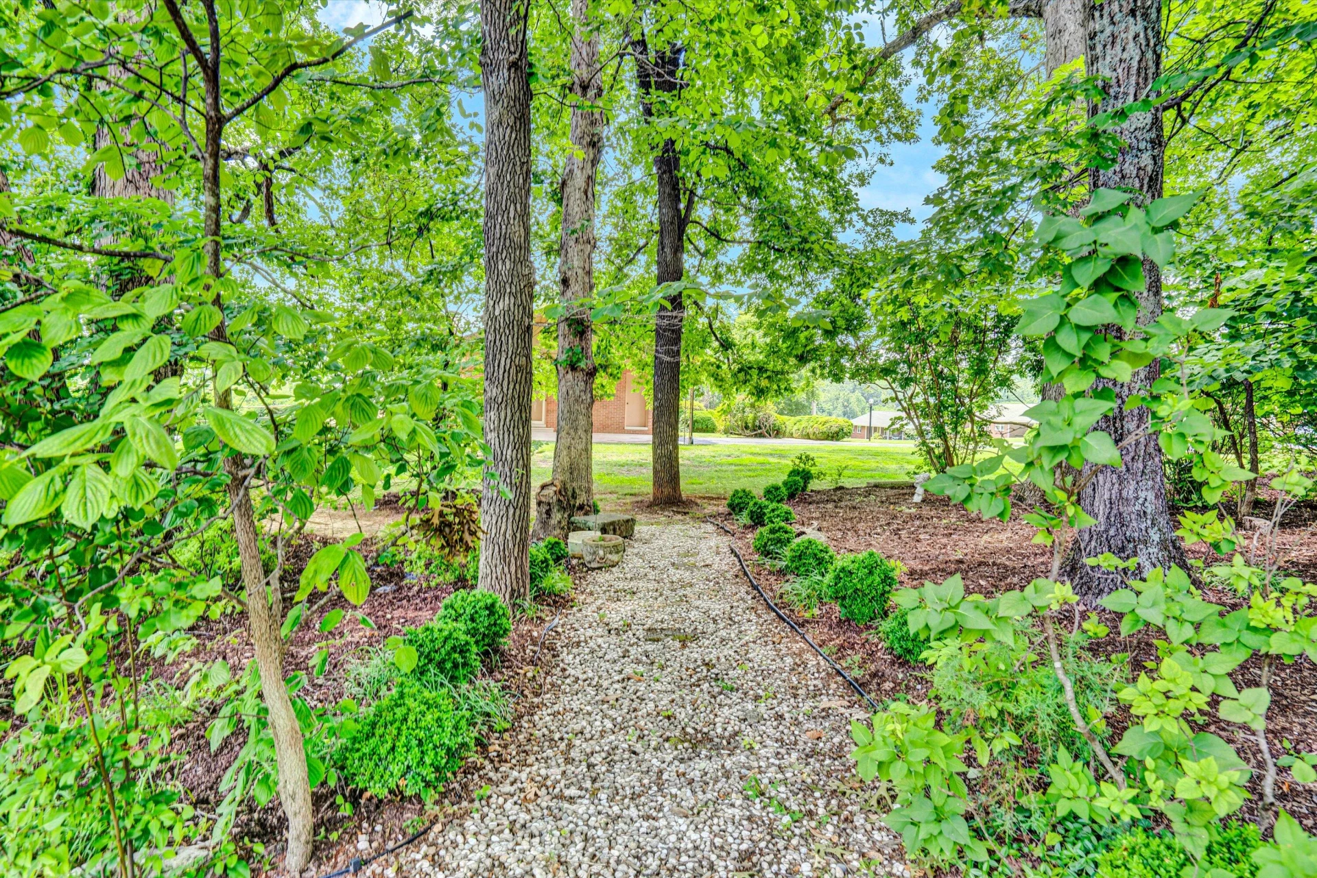 120 Vantage RD - Photo 48