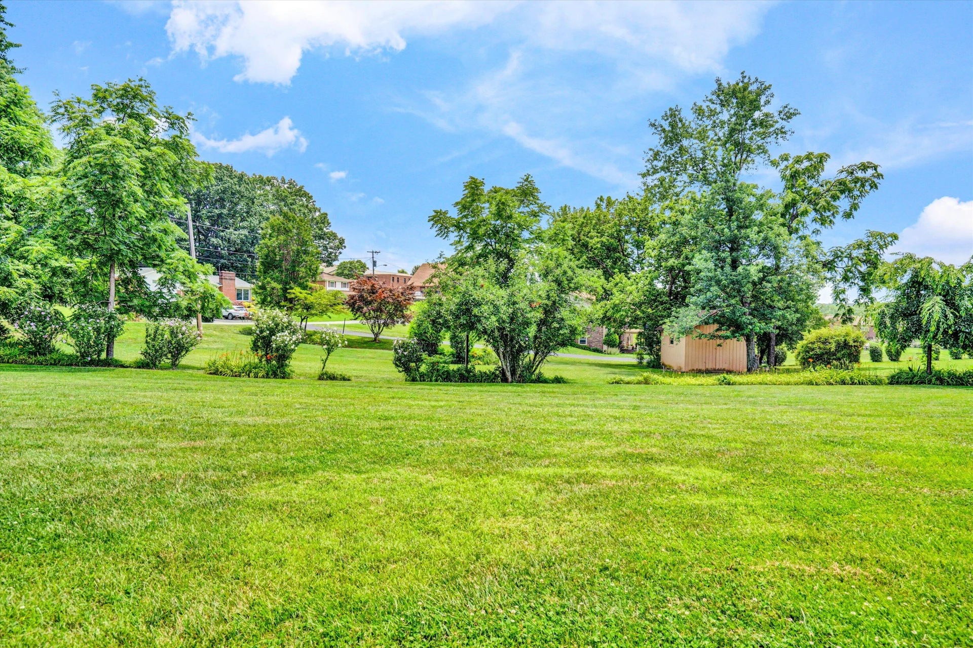 120 Vantage RD - Photo 6