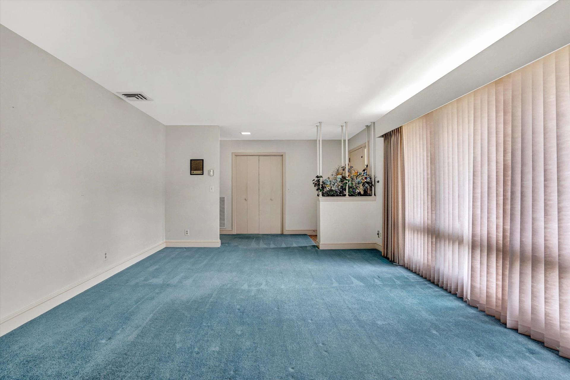 120 Vantage RD - Photo 9