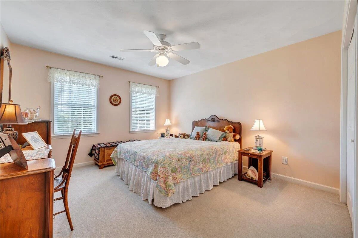 960 Orchard Lake DR - Photo 37