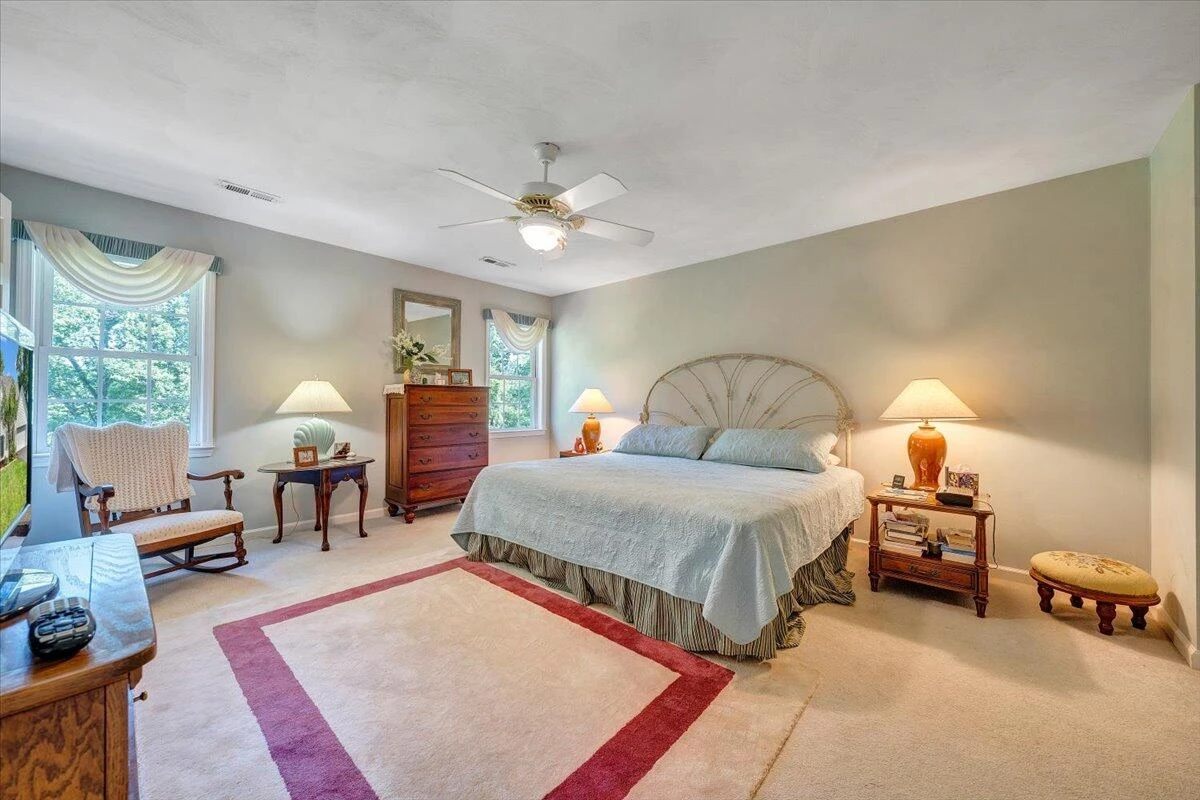 960 Orchard Lake DR - Photo 41