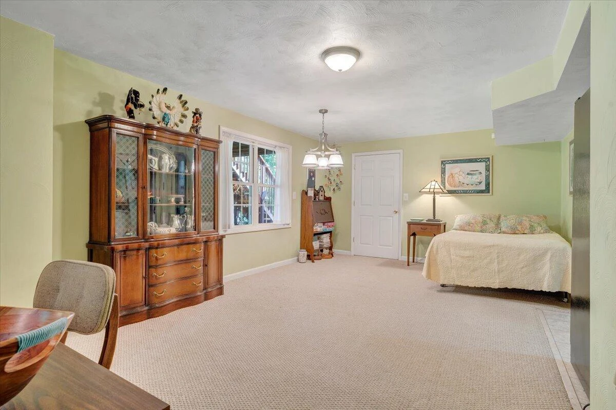 960 Orchard Lake DR - Photo 60