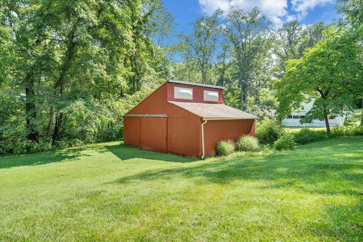 960 Orchard Lake DR - Photo 70