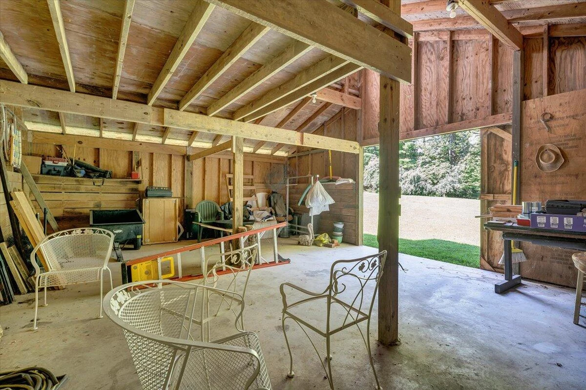 960 Orchard Lake DR - Photo 73