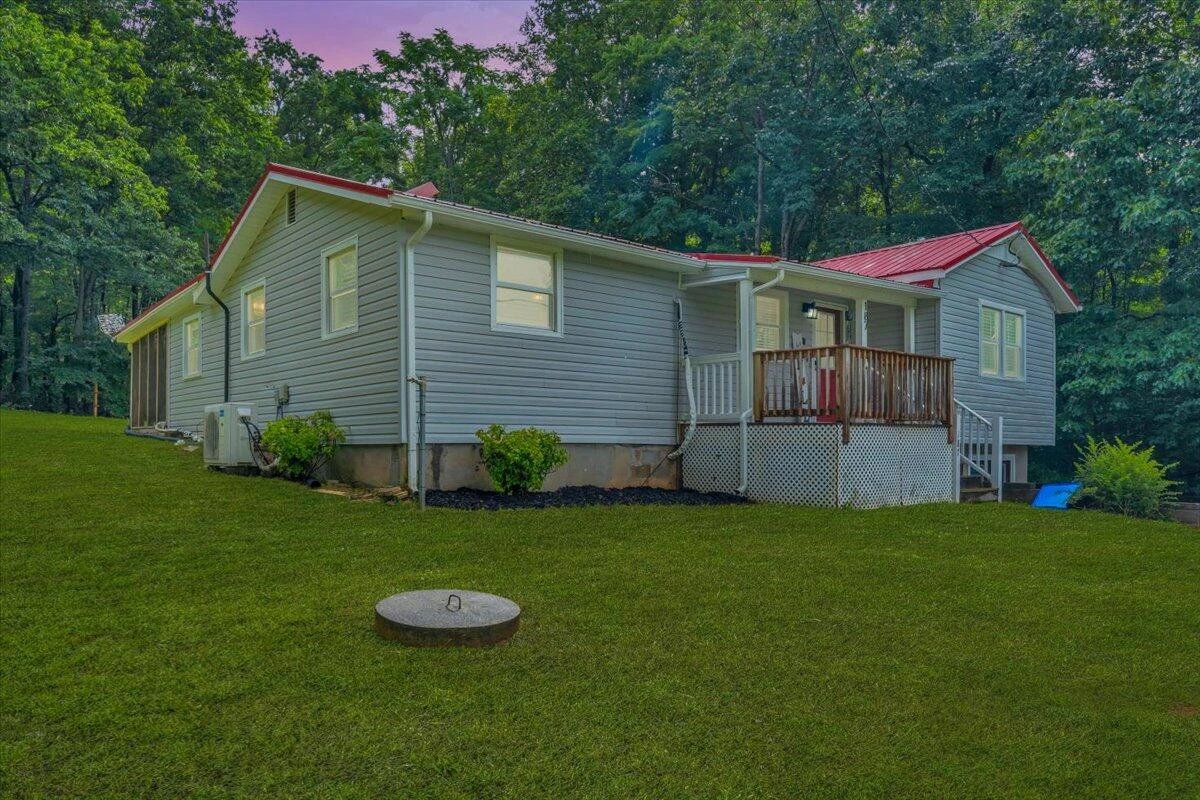 187 Fiddlers Green RD