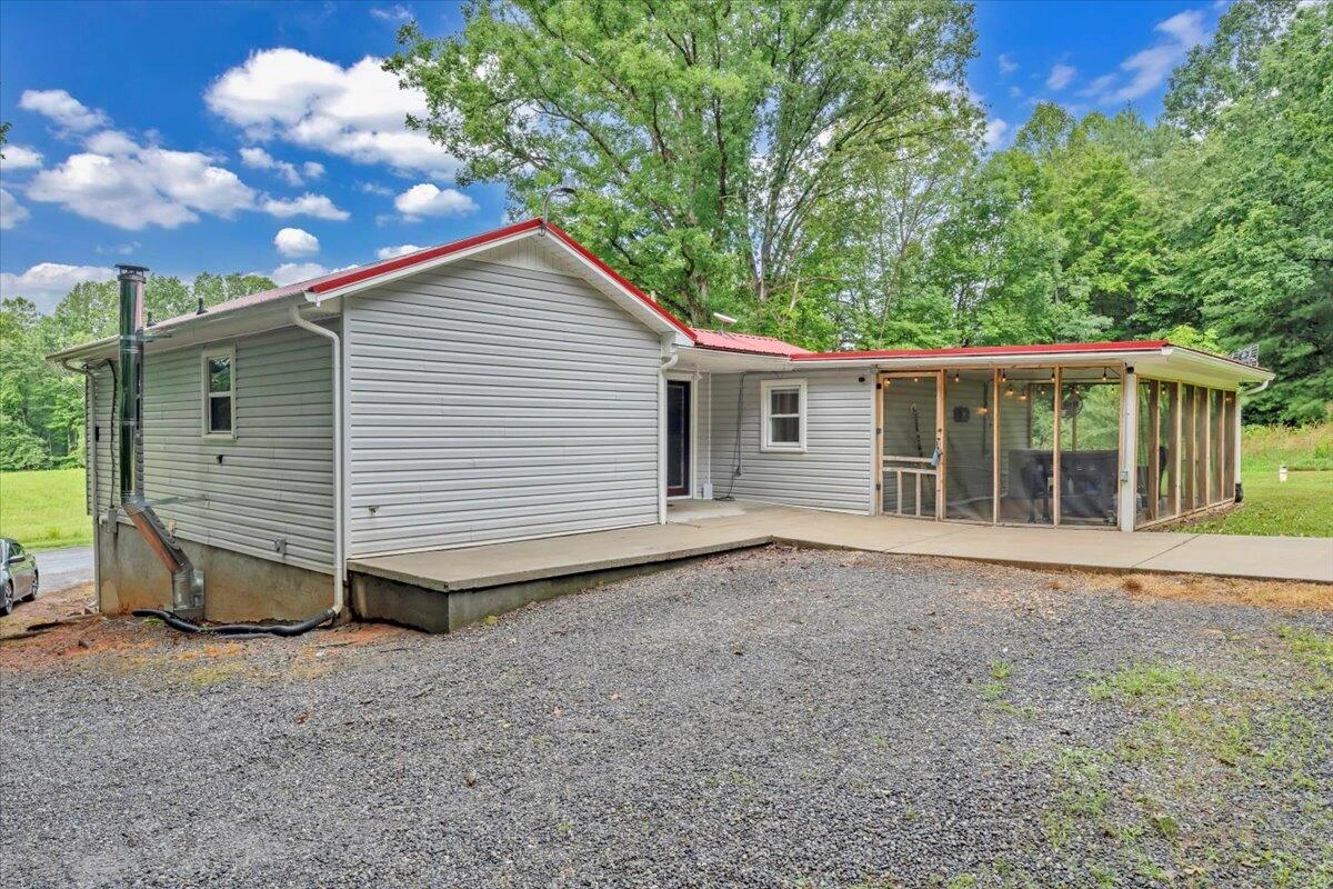 187 Fiddlers Green RD - Photo 42