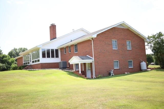 218 N North Branch RD - Photo 3