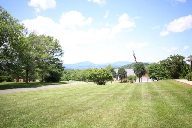 218 N North Branch RD - Photo 5