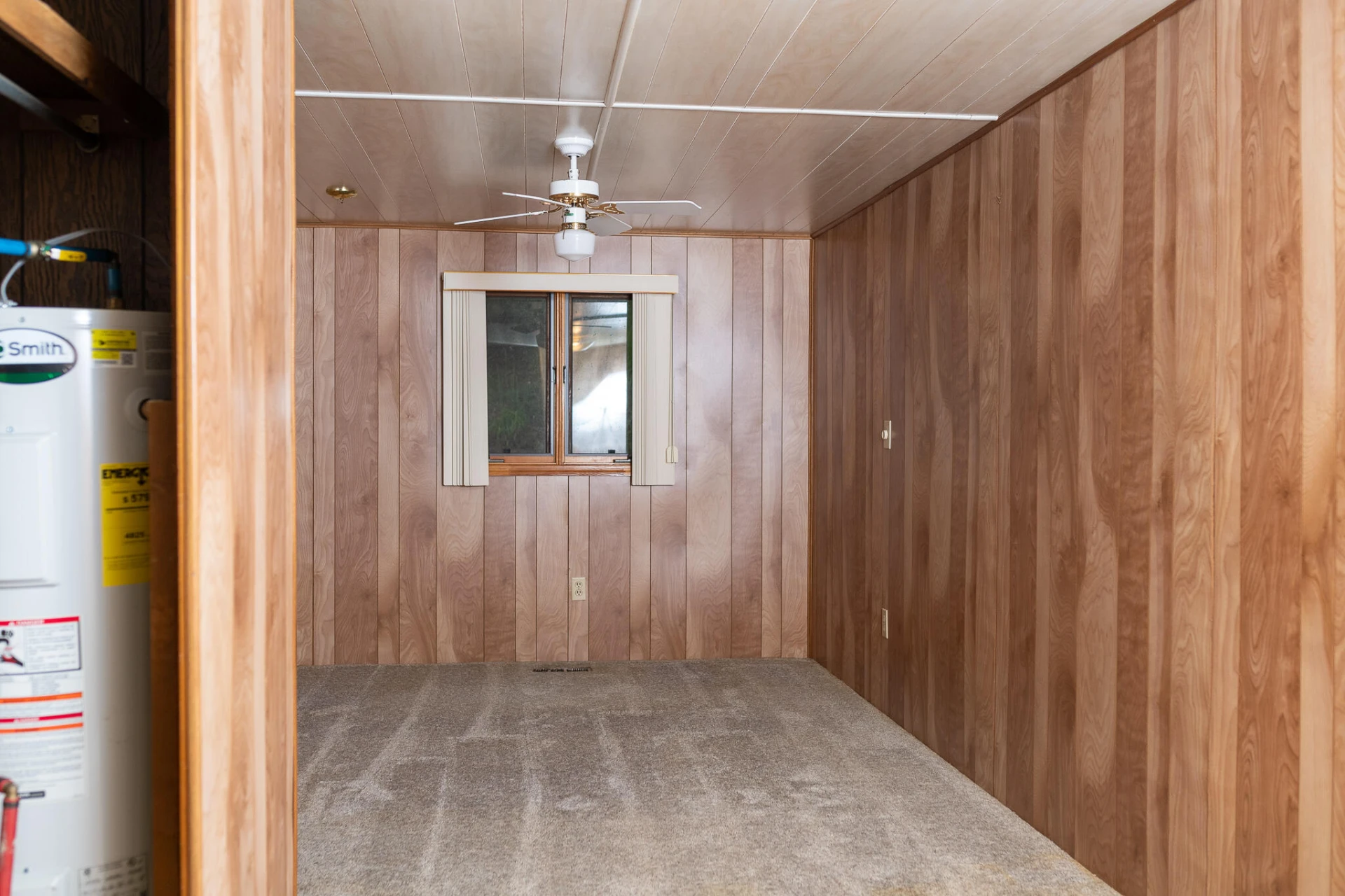 811 SLEEPY HOLLOW DR - Photo 37