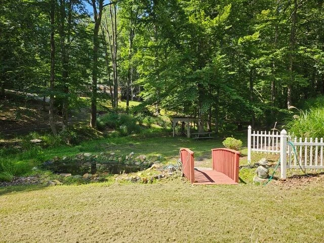 811 SLEEPY HOLLOW DR - Photo 7