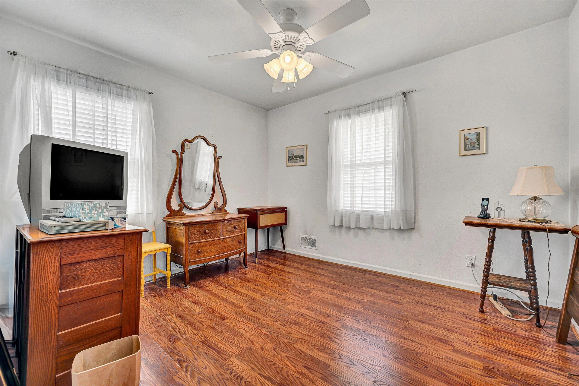 5620 Barns AVE - Photo 17