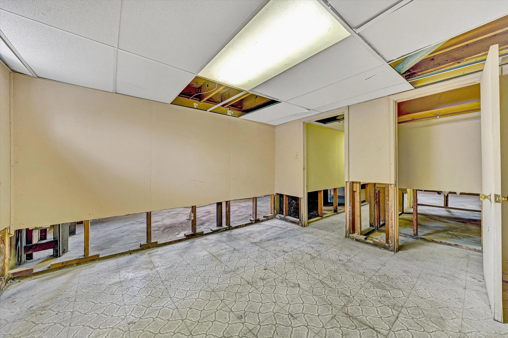 5620 Barns AVE - Photo 24