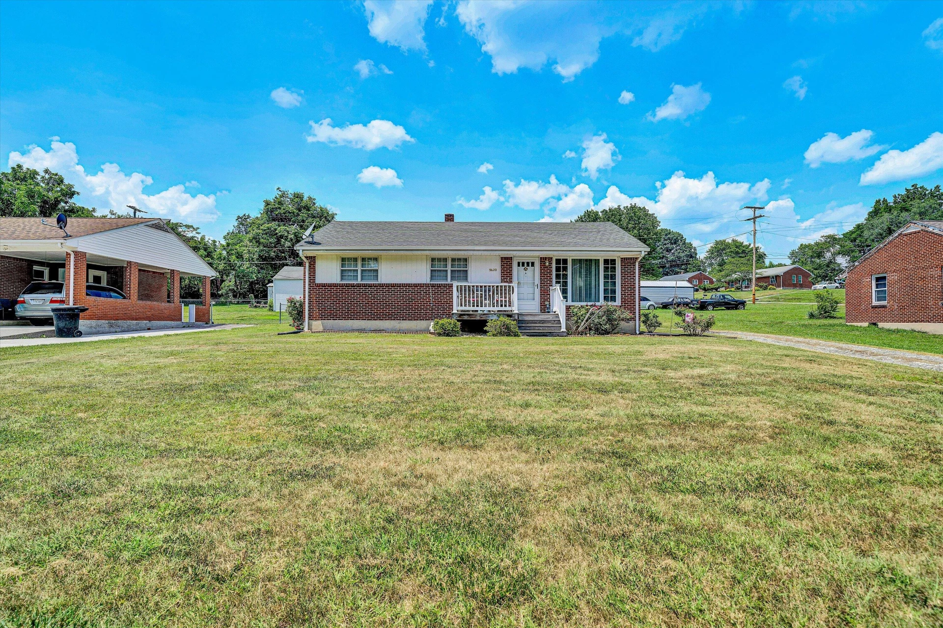 5620 Barns AVE - Photo 5
