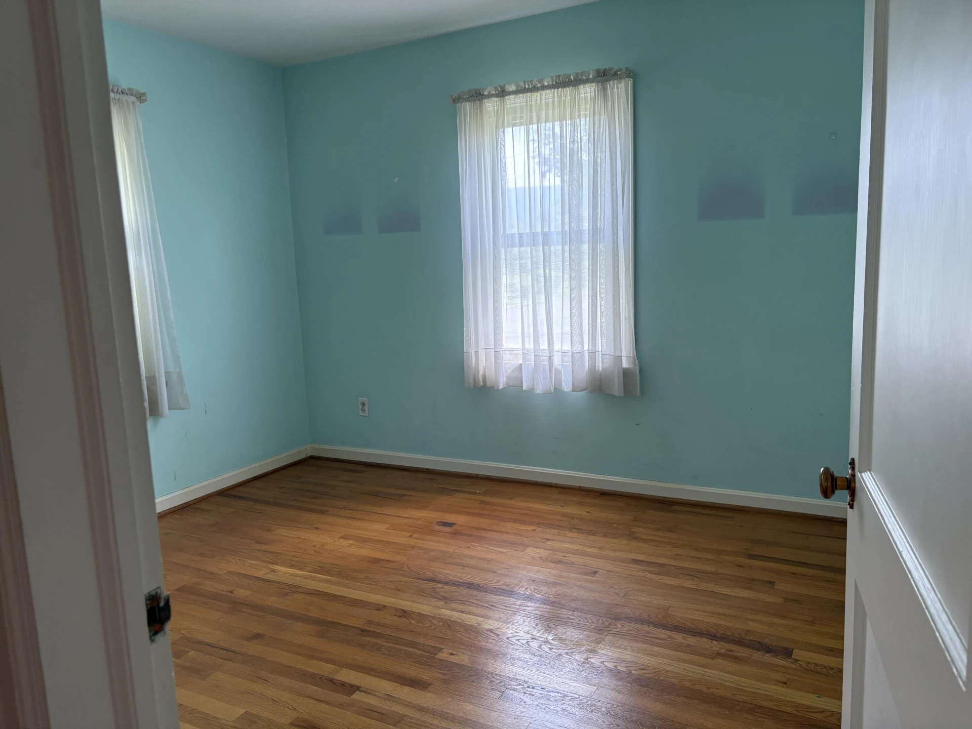 816 Douglas ST - Photo 10